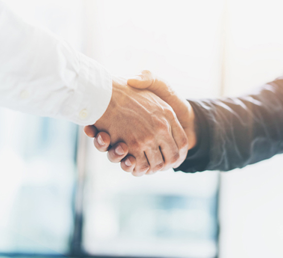 金融機関との連携による 信頼性